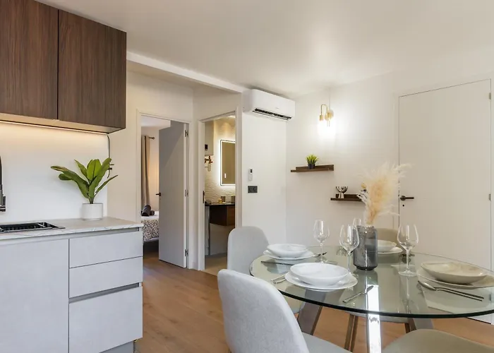 Bright 3 Close To Place Massena Διαμέρισμα